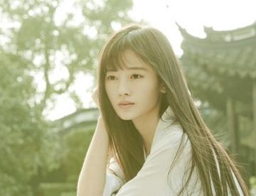 鞠婧祎