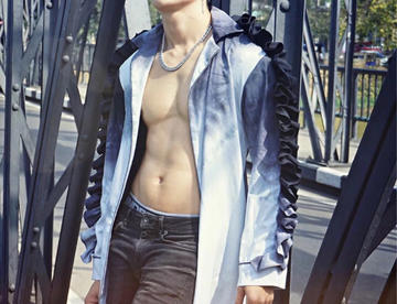 飞行员欧巴！大尺度肌肉猛攻，硬件绝对超