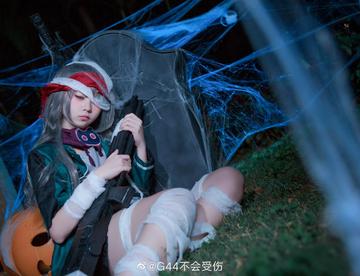 #少女前线 No.122 G11  僵尸家里蹲
