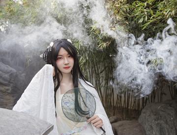 汉服，私摄。超仙气