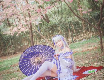 《从零开始的异世界生活》艾米莉亚