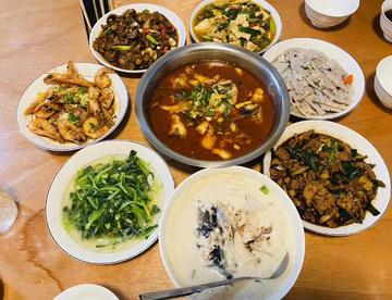 每天的伙食都安排的特符合口味[色][色]