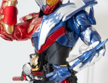 SHF 假面骑士Build Cross-Z Build形态