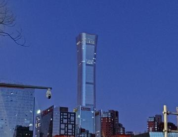 日出前的大厦