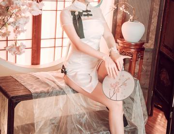 面饼仙儿-初音旗袍