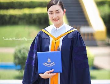 恭喜美pancake博士 为你骄傲
