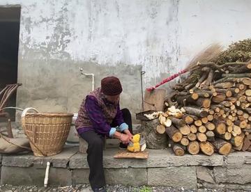 奶奶总会把她最好的东西留给我们