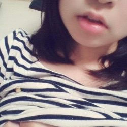 萝依 