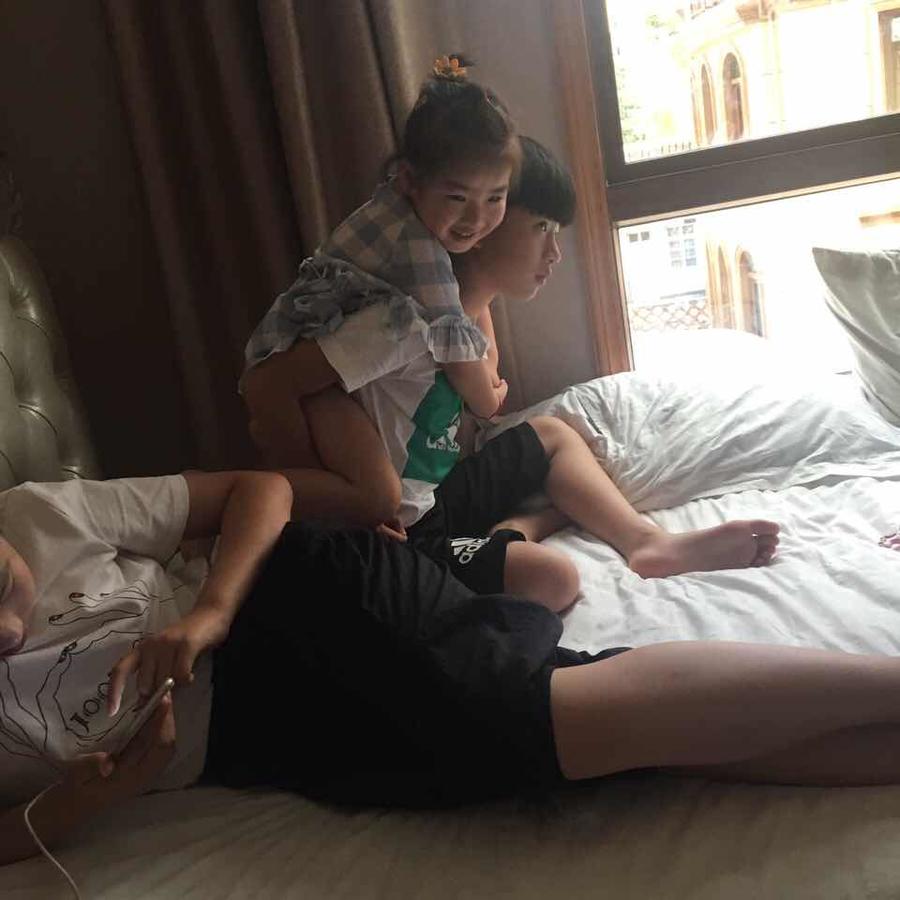 毓毓妈