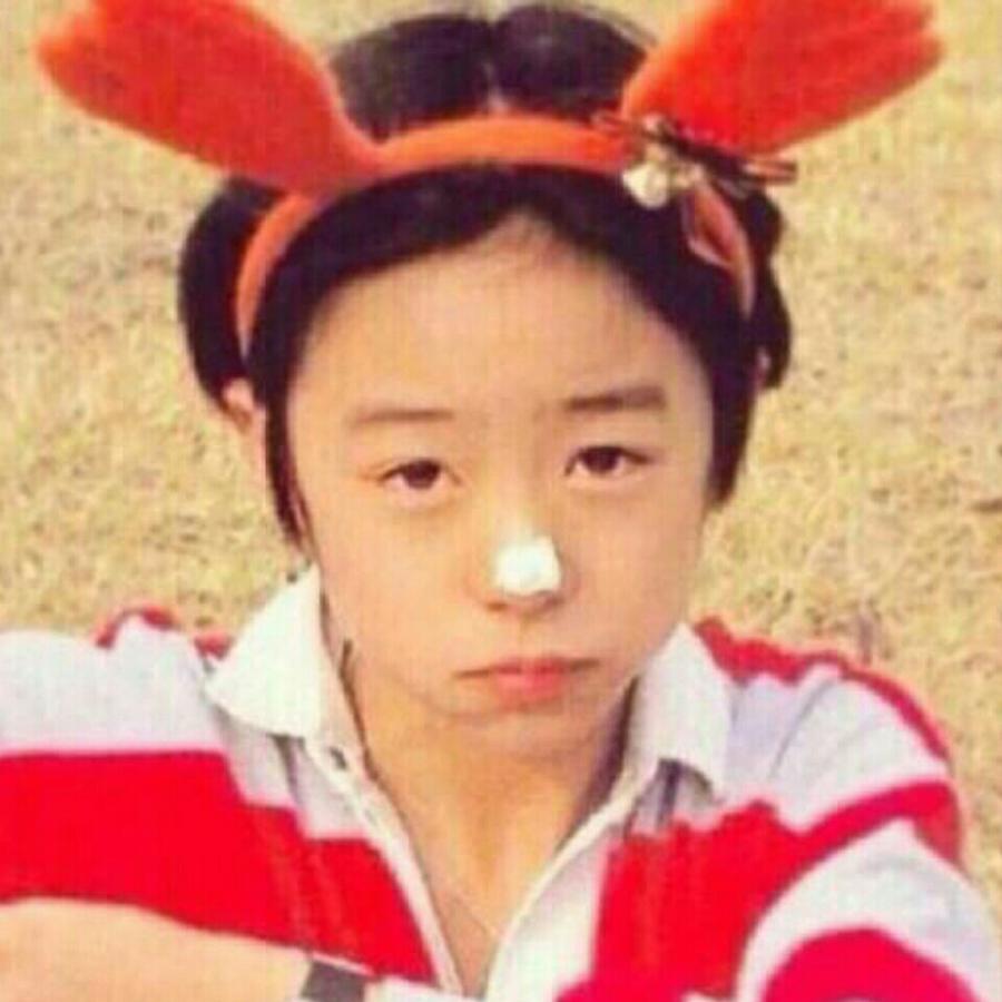 拉着仓鼠的小手手