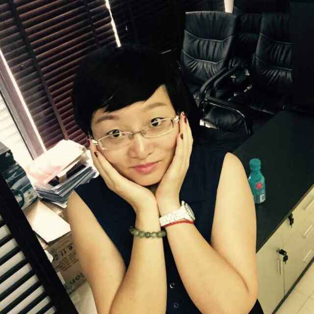 小指上的戒指