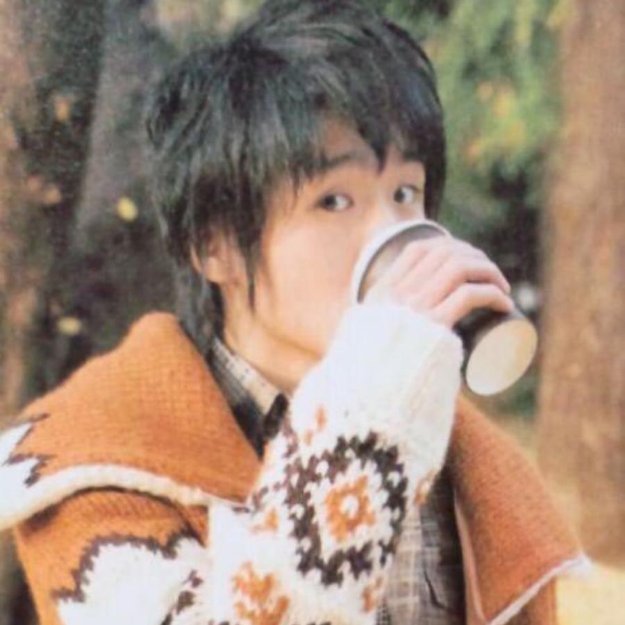 尼糯米呀卡在那里