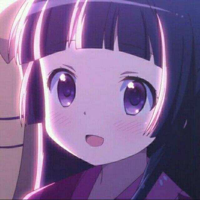 爱咬吸管的叶梓