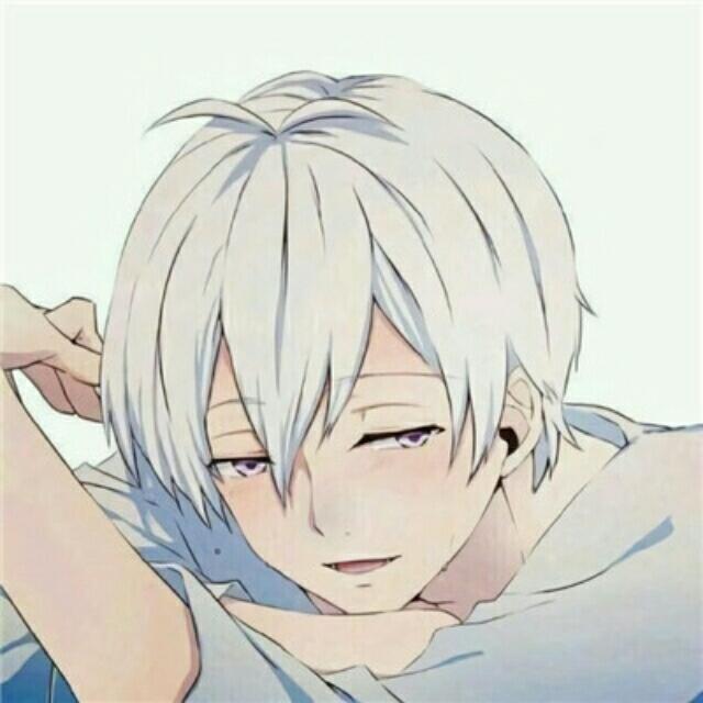 伊8