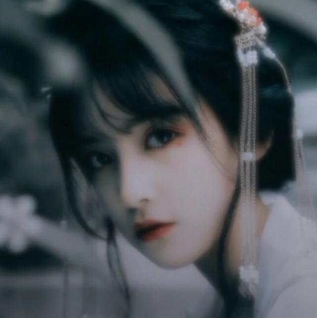 清岫