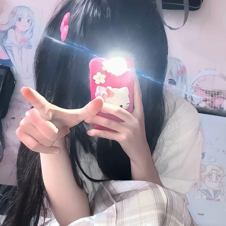 月月超温柔哒✨